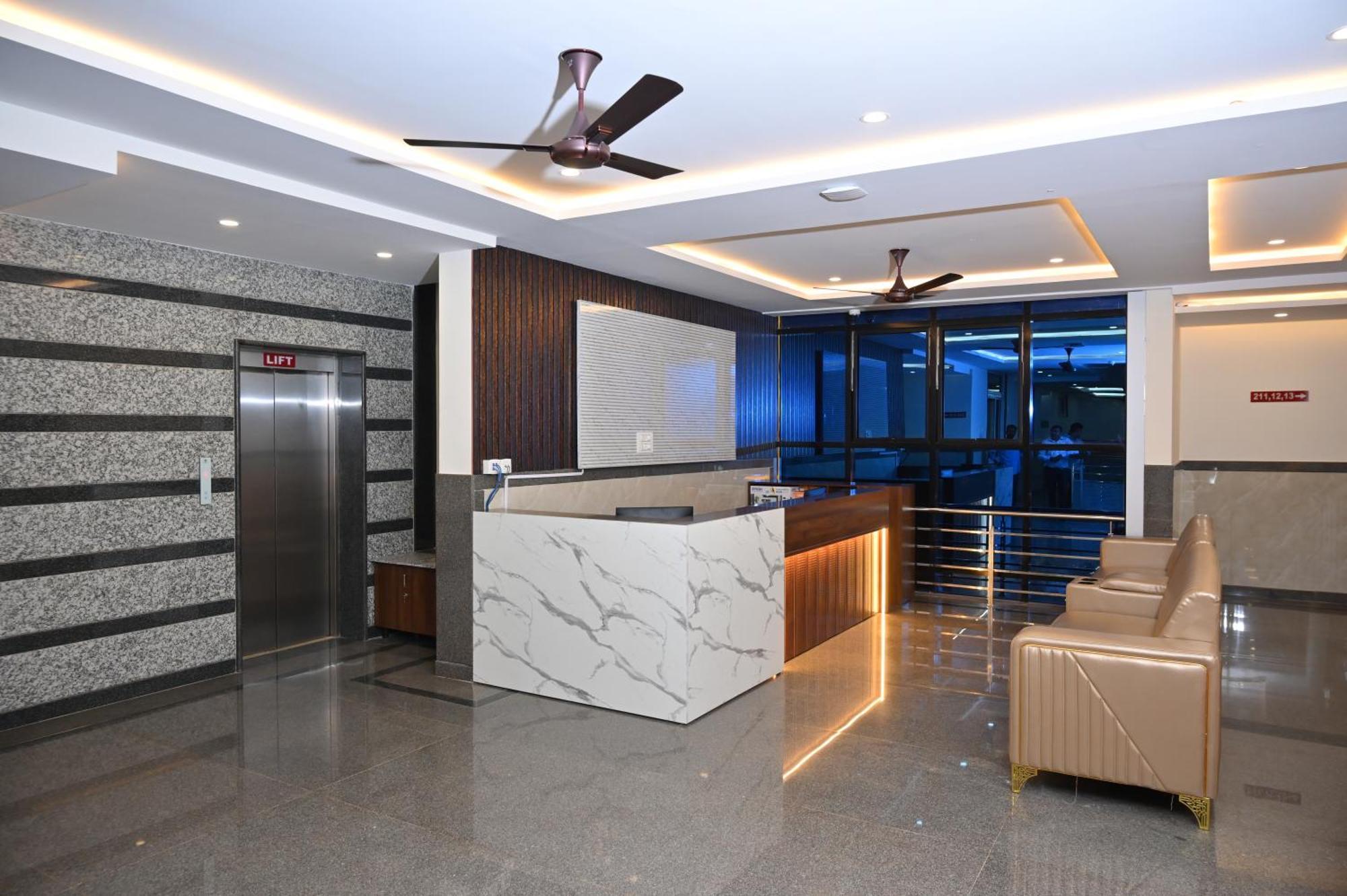Hotel Shri Devi Comforts Inn Bhatkal Eksteriør billede