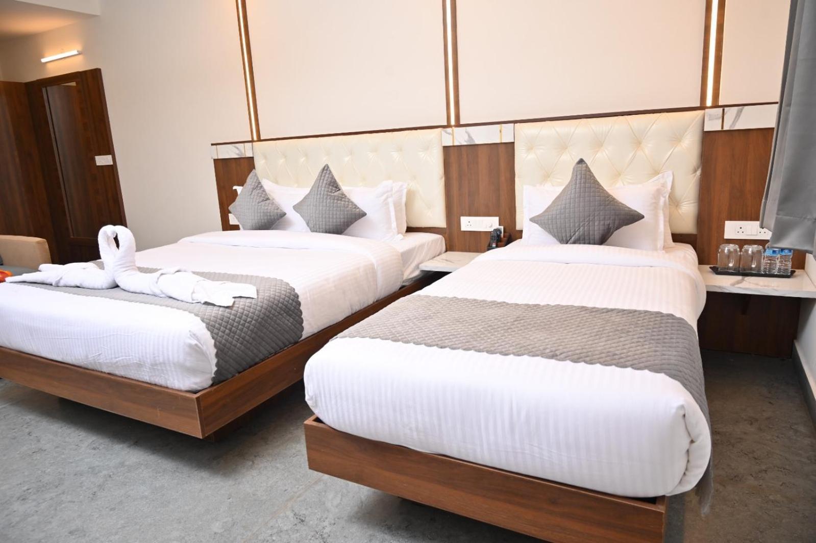 Hotel Shri Devi Comforts Inn Bhatkal Eksteriør billede